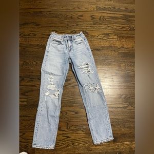 American eagle 90’s straight jeans